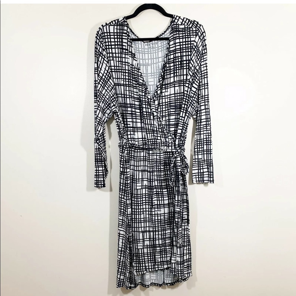 Ava & Viv Sz 3X Black Plaid Long Sleeve Wrap Dress